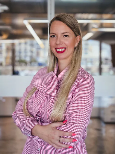 Jovana Popovic Canaki